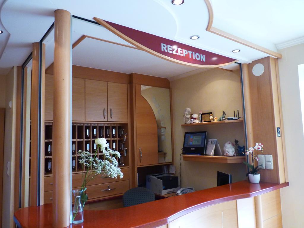 Gasthof Zur Post Ossiach Exterior foto